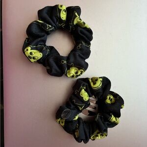 Disney Black and Yellow Mickey Mouse LOT OF 2 Scrunchies EUC Preowned
